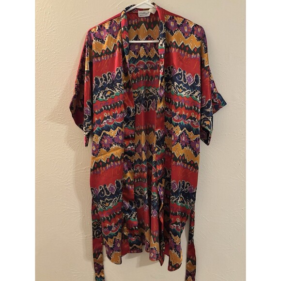 Vintage Size S/M Kathryn Short Red Robe Kimono Wrap Satin Retro Funky Disco - Picture 2 of 8